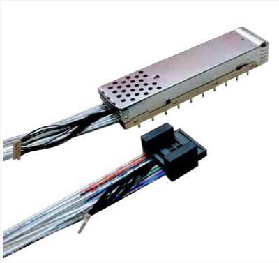 V59-YC026 1x1 OSFP OverPass™ connector & std height cage t