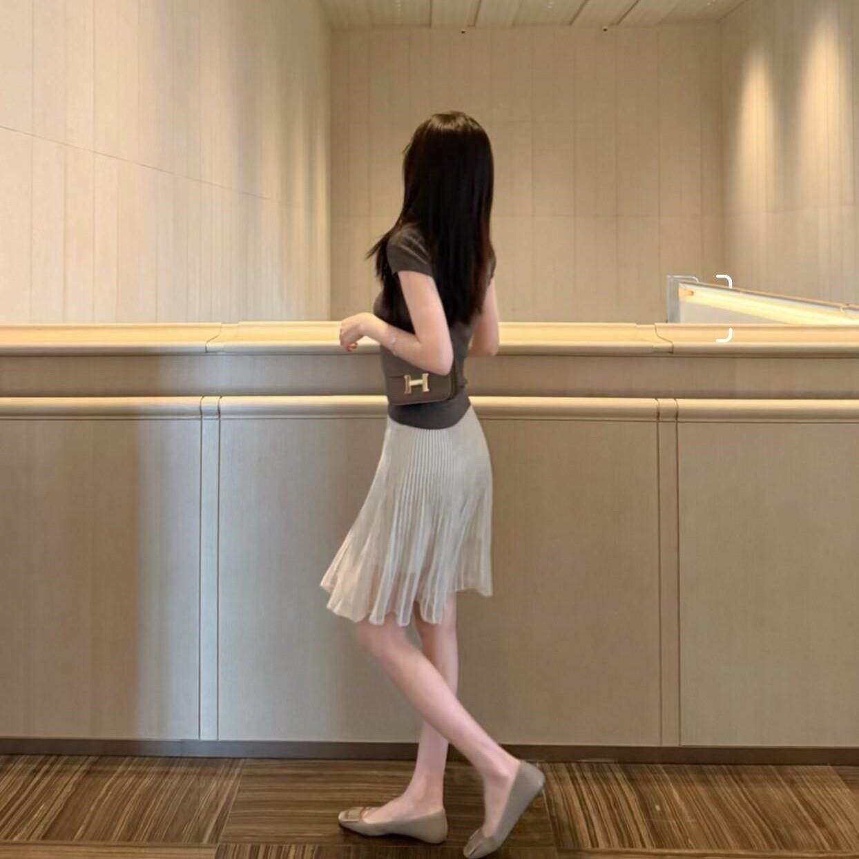 鱼尾裙压褶网纱针织半身裙女2026新款修身显瘦高级感气质A字短裙