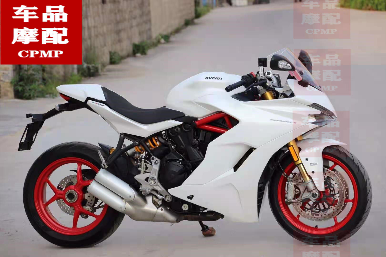 杜卡迪supersport 鸰速939 排气罩 前段排气管 后段排气管