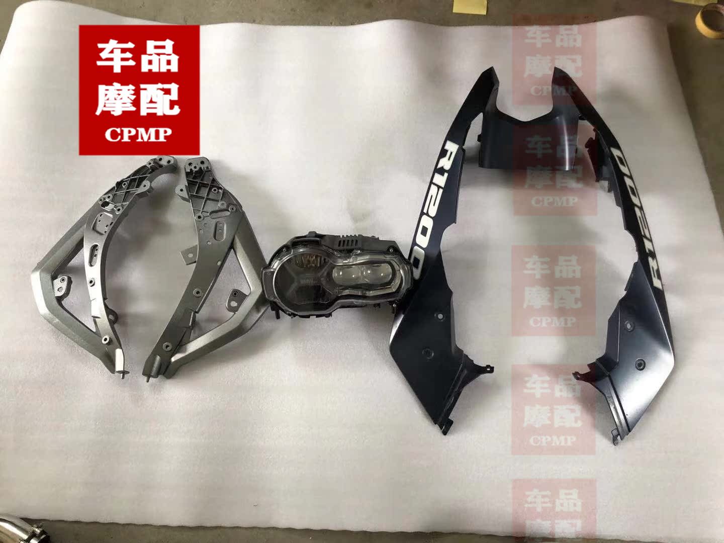 宝马 R1200GS 水鸟 鸟嘴  大灯 大灯支架 LED大灯 控制器  鸟嘴壳