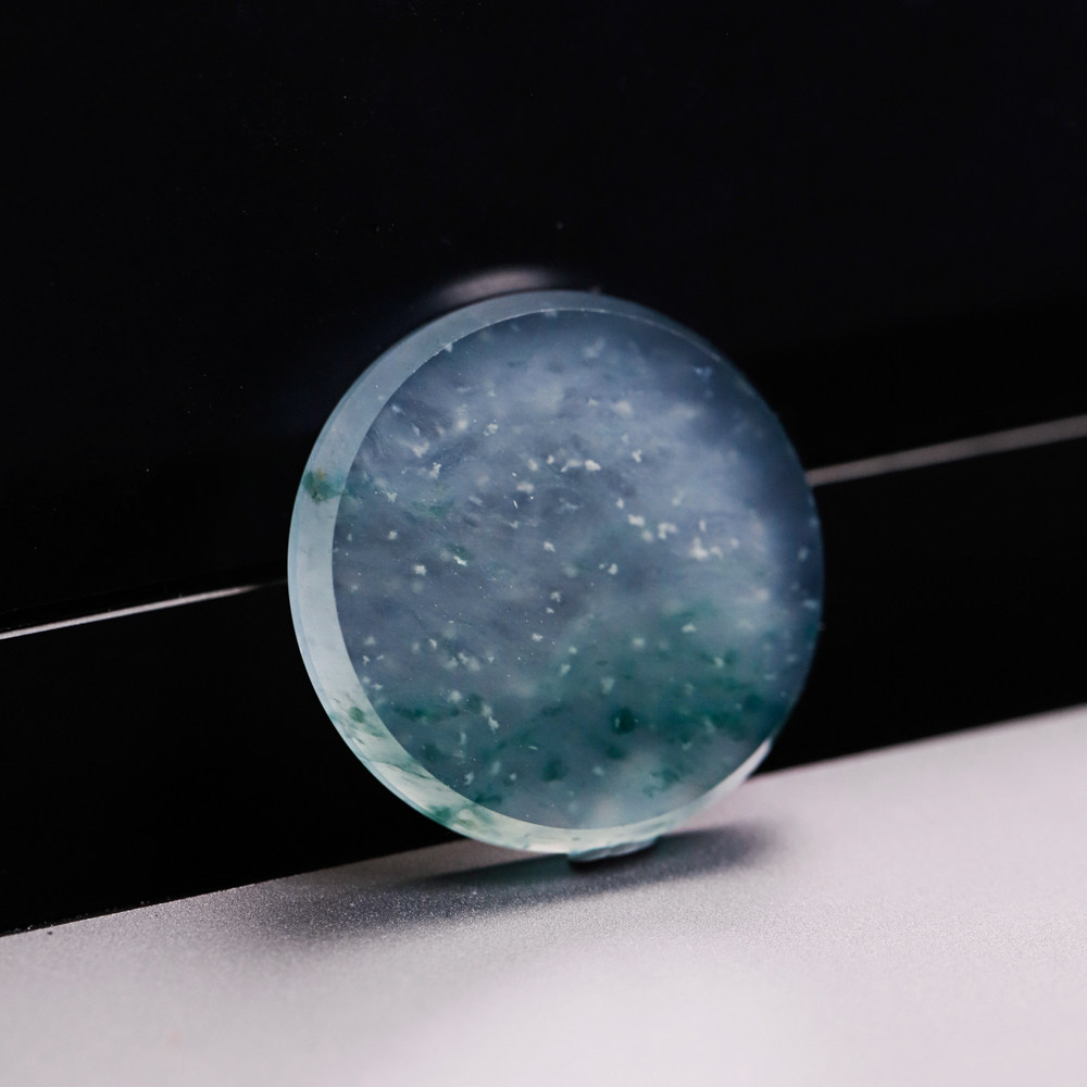 高冰种飘花翡翠意境圆牌 老坑冰种起胶 缅甸a货 天然翡翠裸石