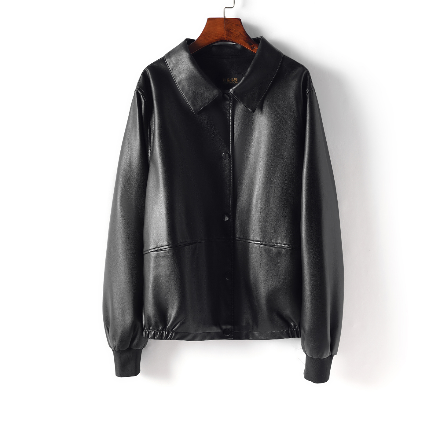 皮衣外套女短款翻领黑色真皮夹克