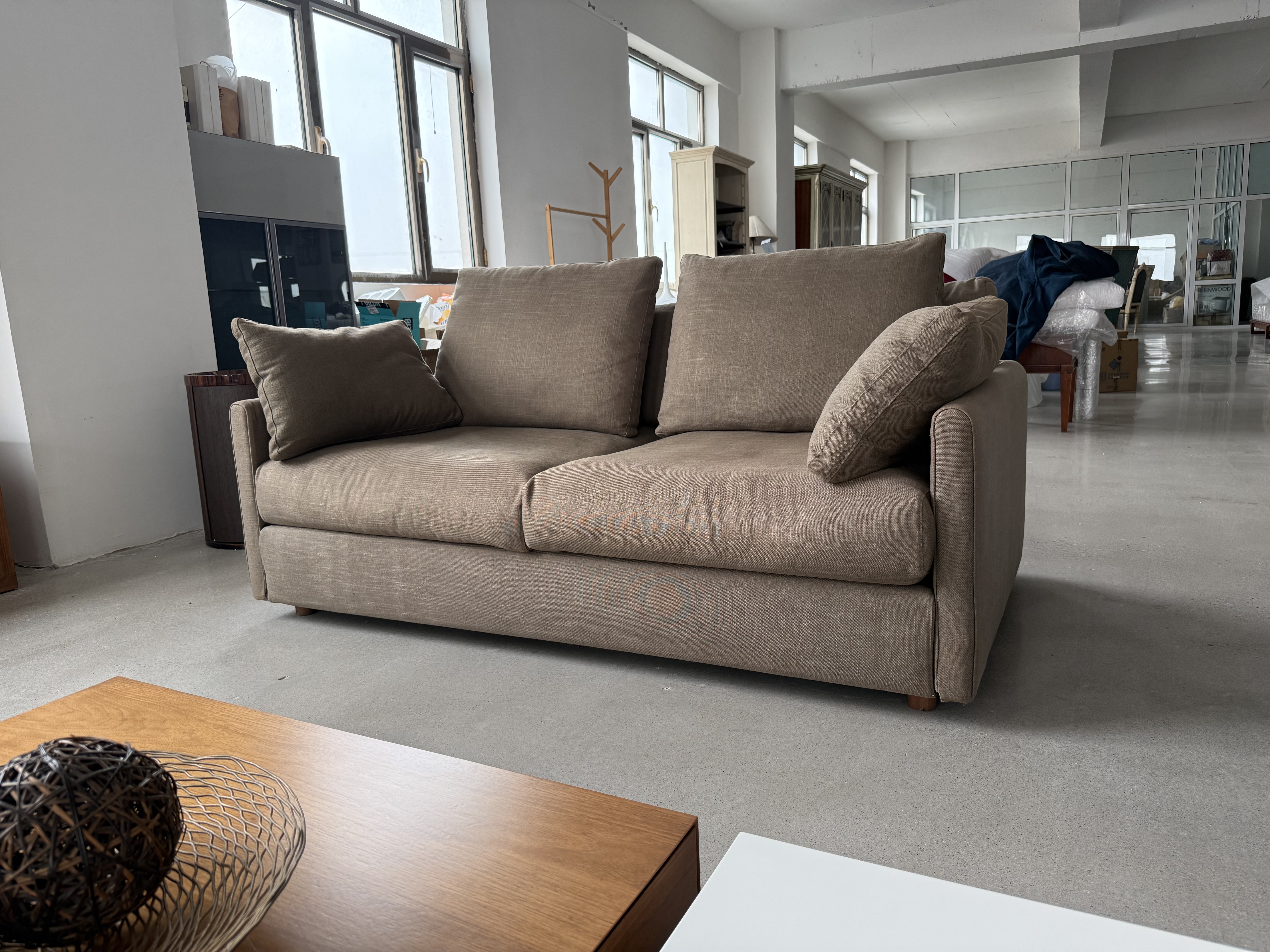 正版现货尚景北欧休闲棉麻棕灰色布艺薄扶手矮拷贝家用双人位沙发