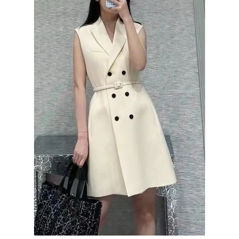 2025春夏法式重工高级感双排扣纯色无袖马甲修身西装连衣裙女