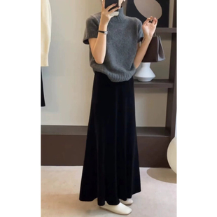 金丝绒A字半身裙女2026秋冬款高腰显瘦垂感长裙丝绒质感修身裙子