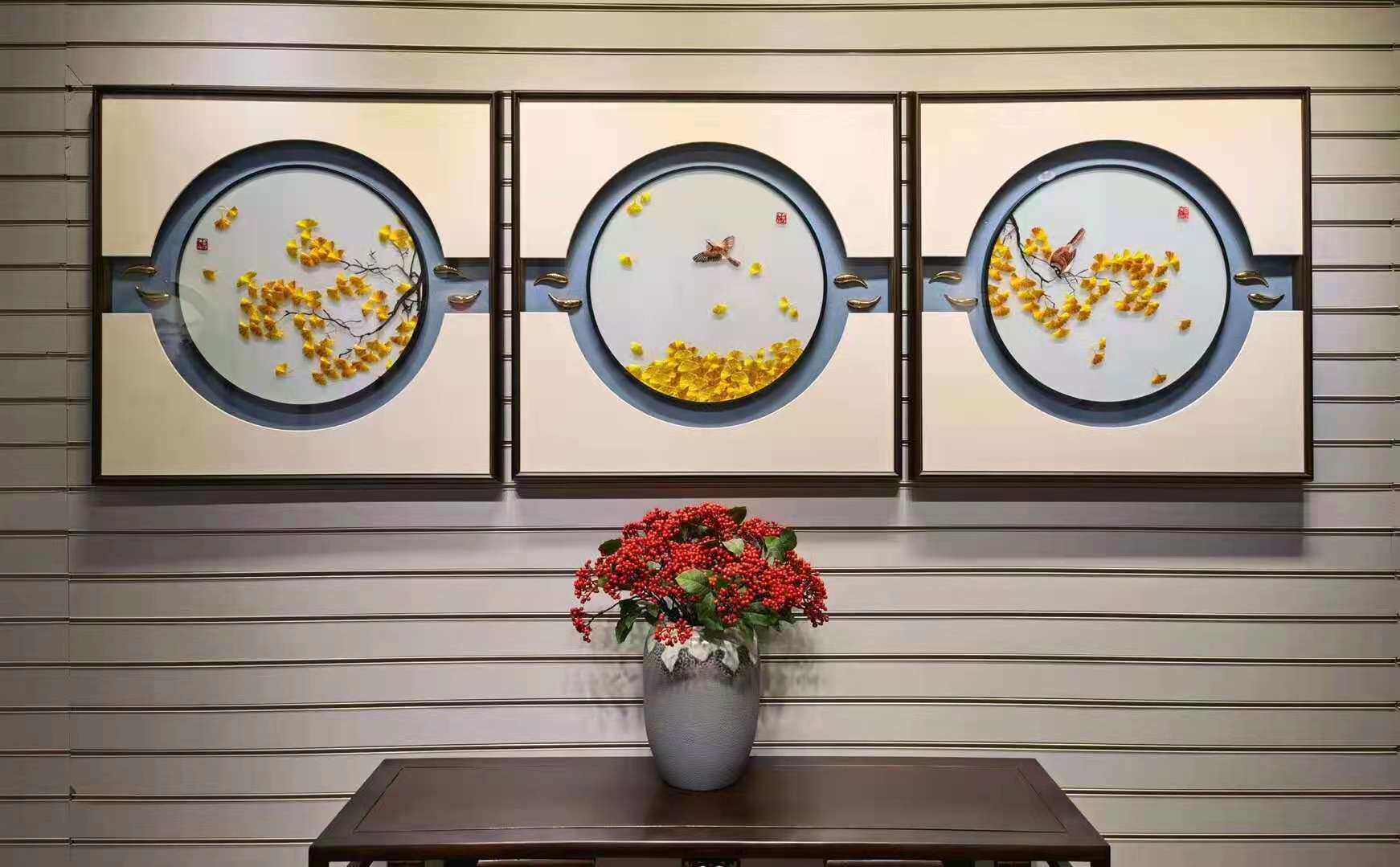 苏州刺绣三联画客厅背景墙带框成品山水牡丹透纱中式荷花工艺品