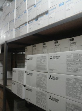 原厂施耐德 按钮开关 普通平钮 XB2BA21C XB2-BA21C