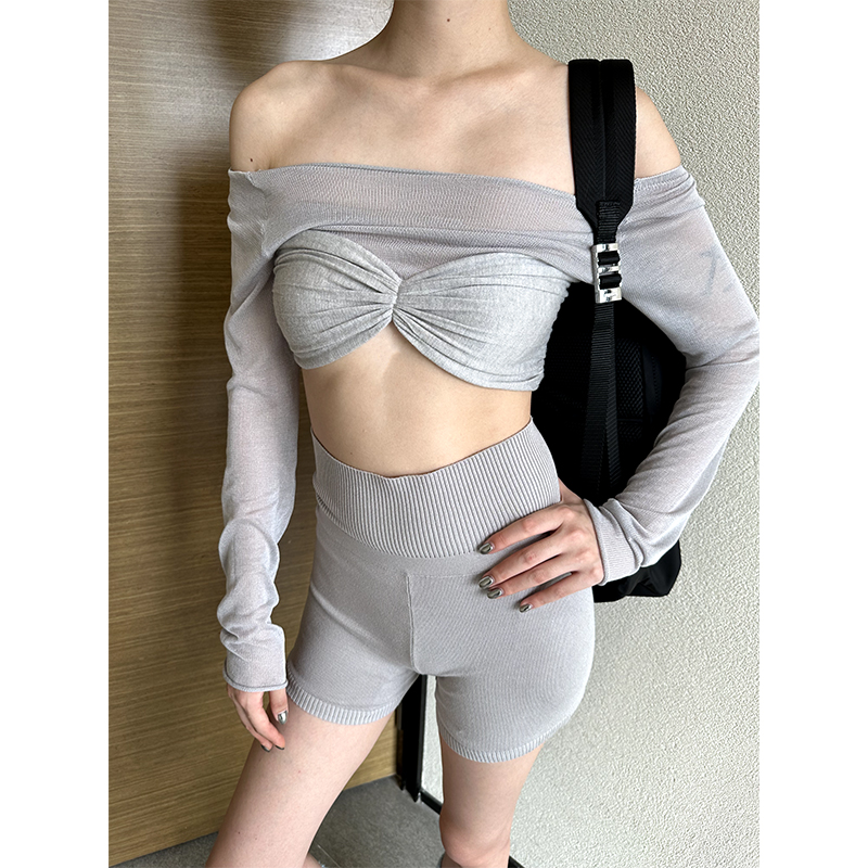 纯欲天菜辣妹长袖微透褶短上衣