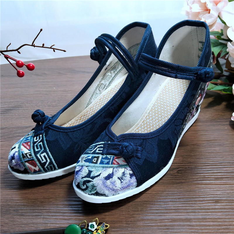 女布鞋新款老北京休闲古风汉服鞋