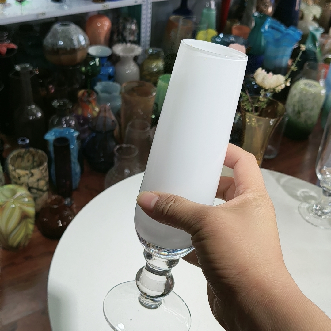 白色百搭插花杯