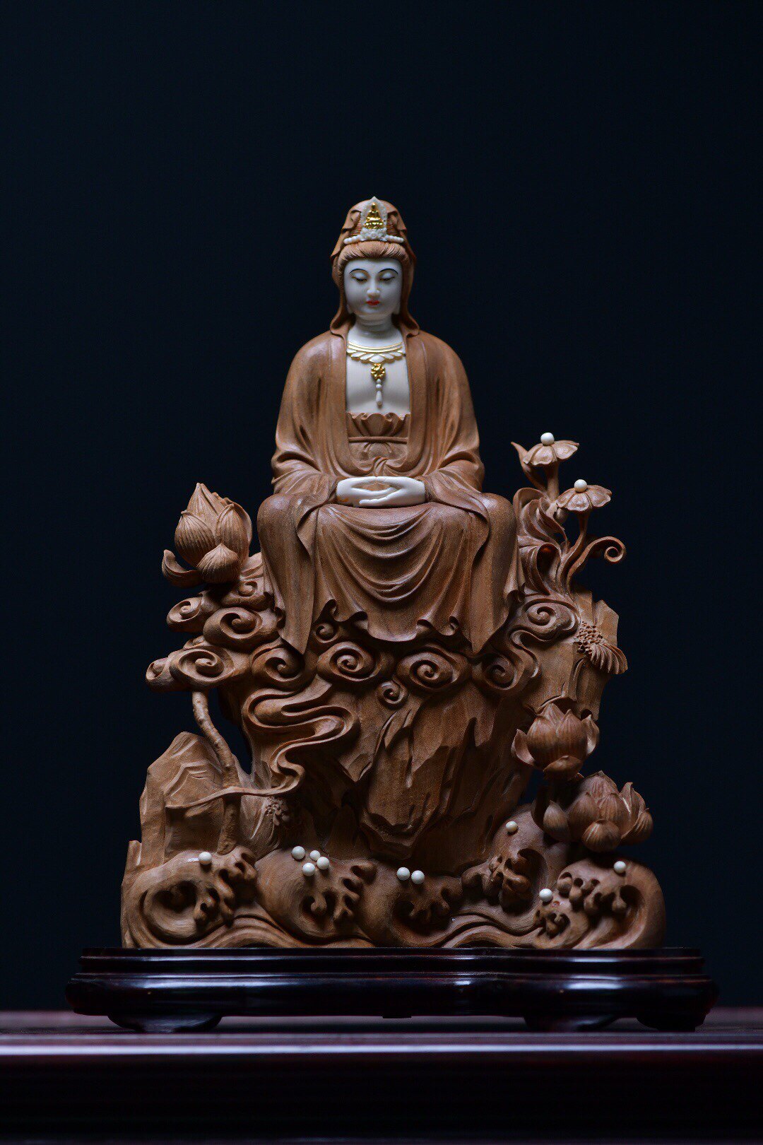 印度老山檀香佛像雕像室内玄关家居文玩摆件收藏品合掌观音财神爷