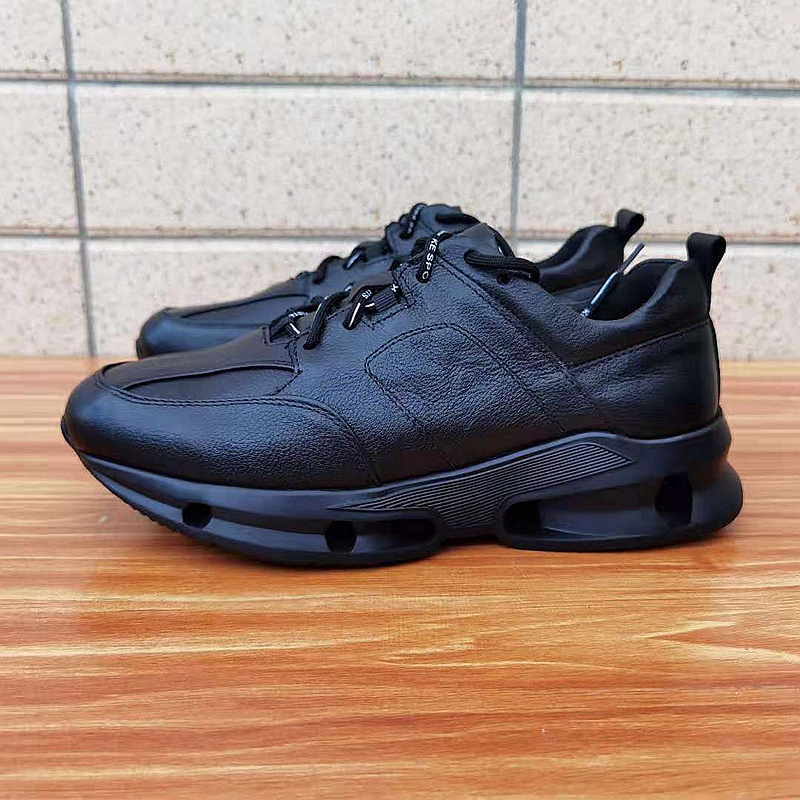 2025年春季英伦风轻便运动休闲鞋