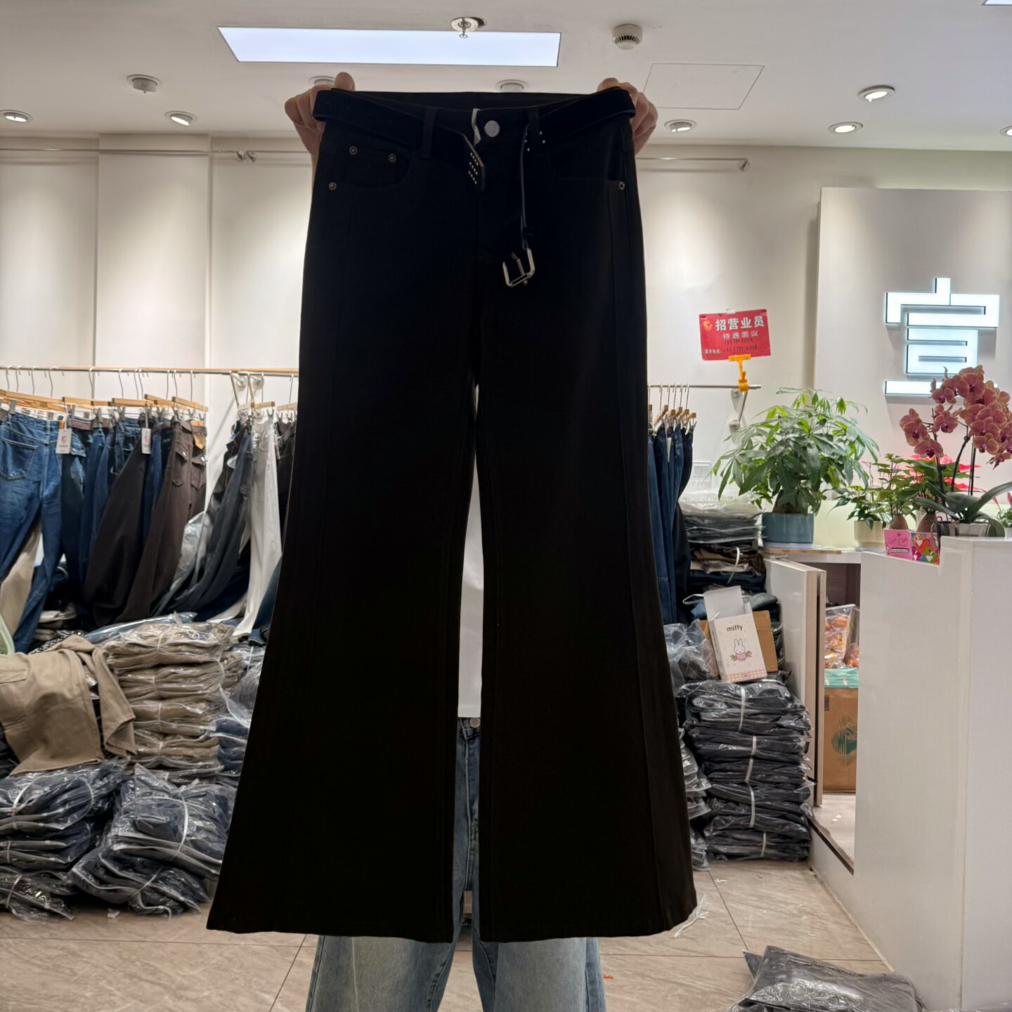 军绿复古修身四面弹微喇牛仔裤女图片