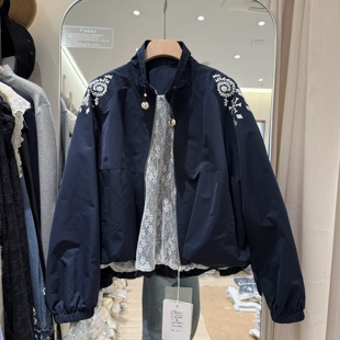 新中式立领蕾丝刺绣短外套女2026春宽松气质夹克国风设计感上衣潮