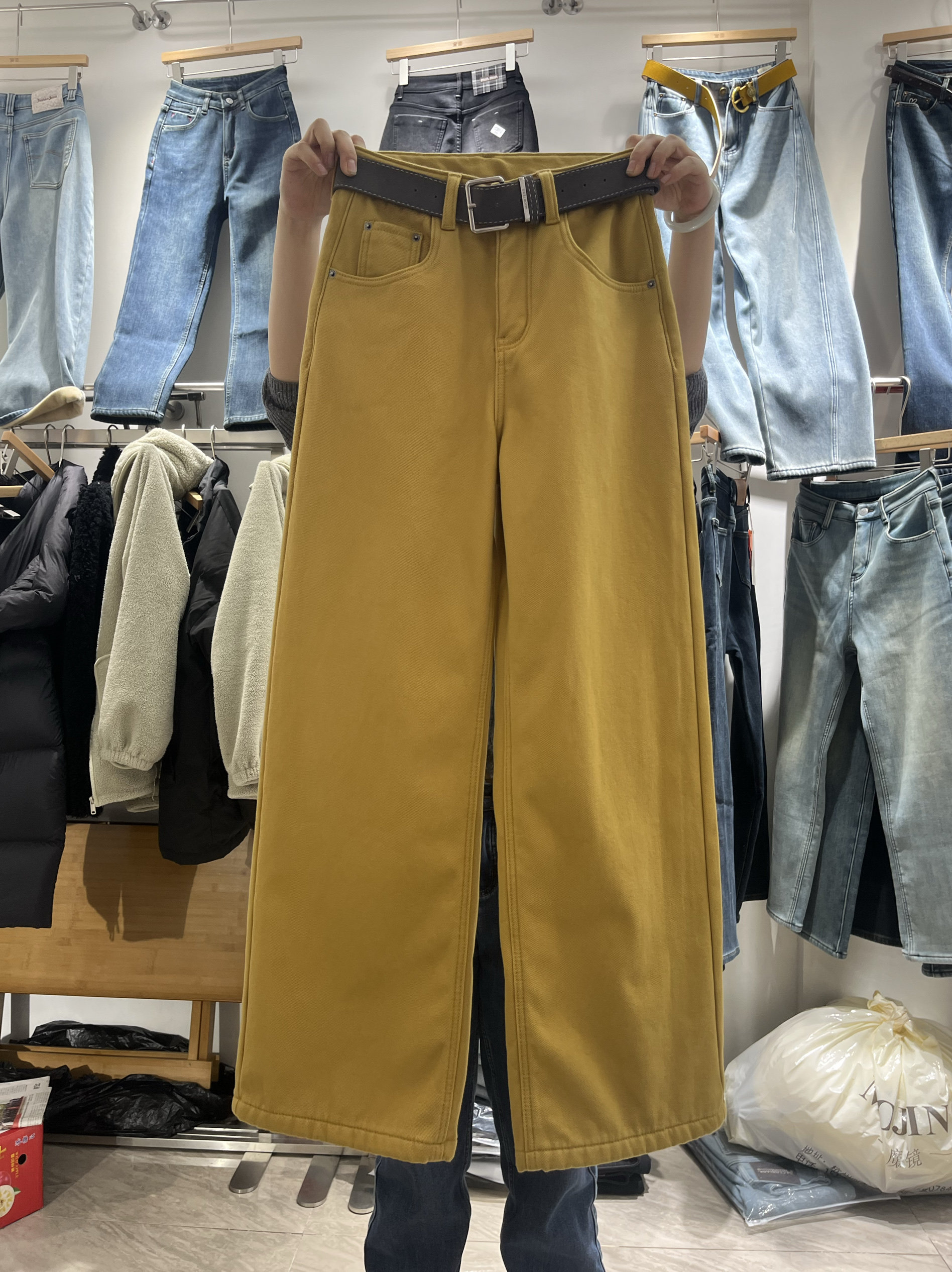 好丫Q3028 米黄色加厚复合绒阔腿牛仔裤女2025冬款高腰显瘦拖地裤