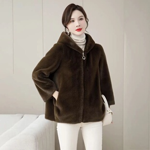 2025年海宁金貂绒水貂贝诗格毛皮草短款 大衣外套女连帽皮毛一体