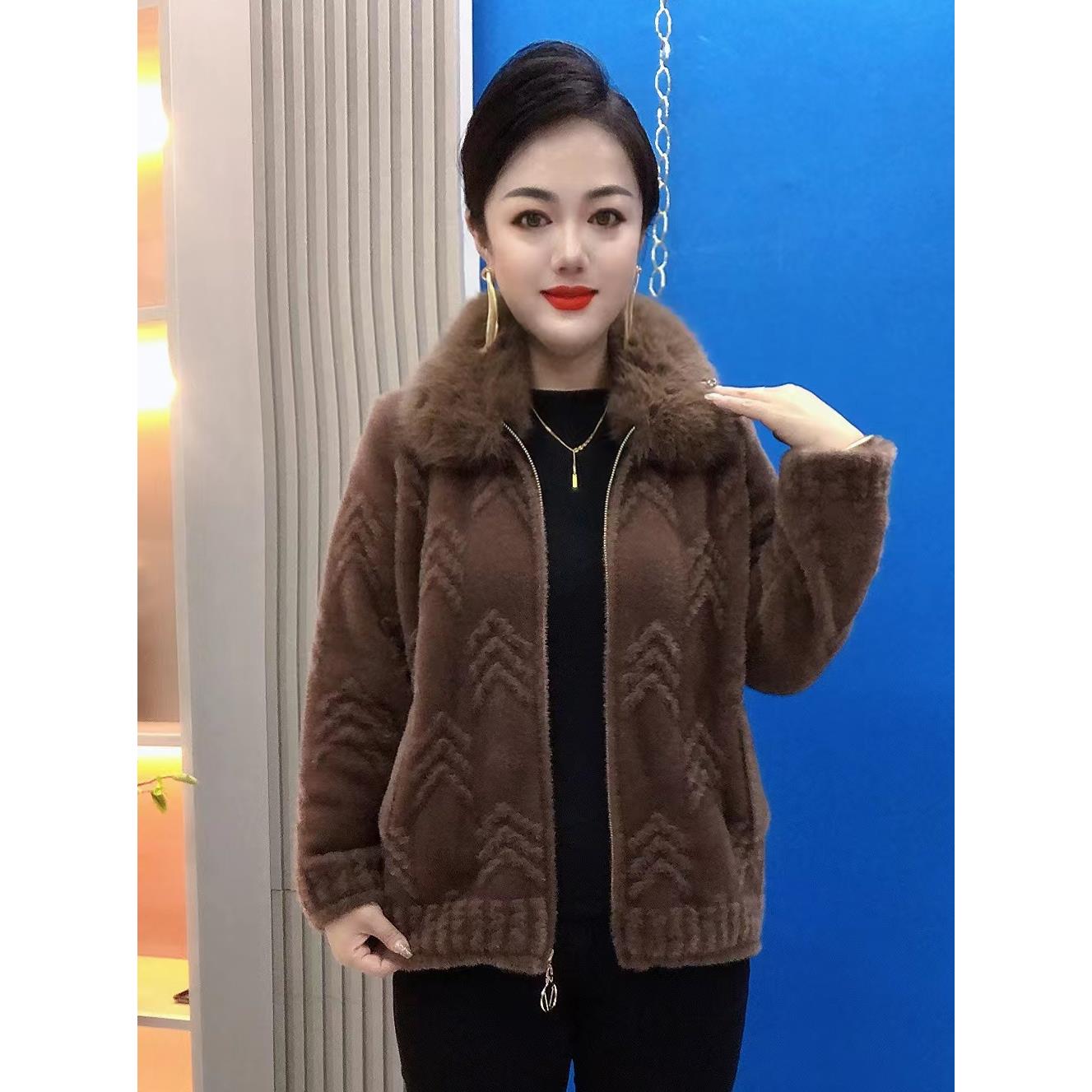 高端中老年妈妈毛领外套加厚黄金貂绒箭头长袖保暖秋冬开衫外搭女