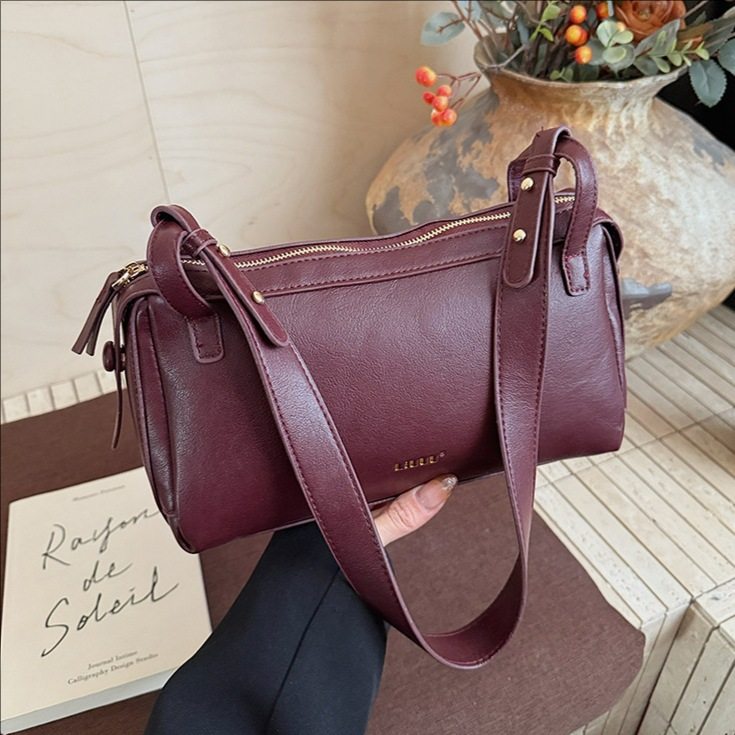 复古枕头包包女式2026春季新款轻奢腋下包高级感单肩包通勤斜挎包,箱包皮具/热销女包/男包,腋下包,淘宝优惠券,粉丝福利购,淘宝优惠卷