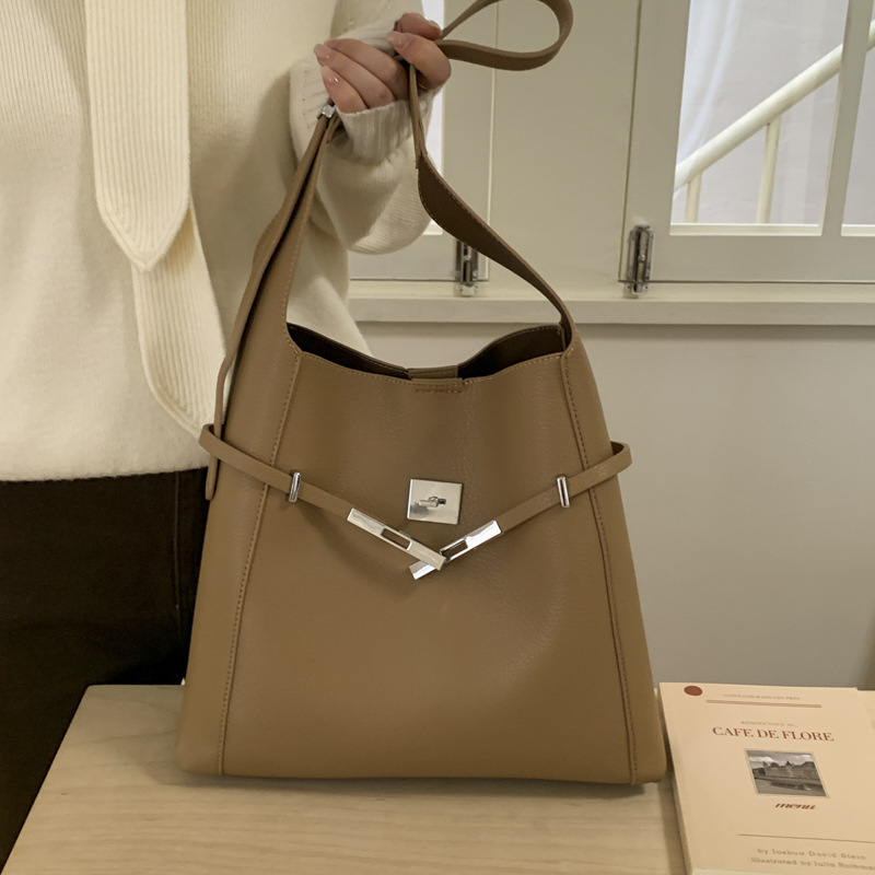 跨境高级感小众单肩子母包通勤托特包包女2025新款复古斜挎水桶包
