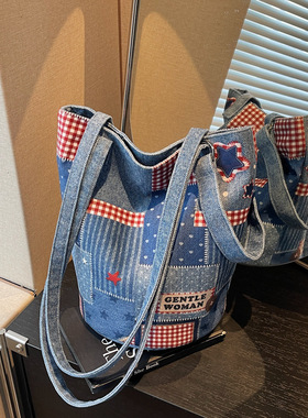 GentleWoman休闲个性撞色水桶包包2026新款小众通勤单肩斜挎包女