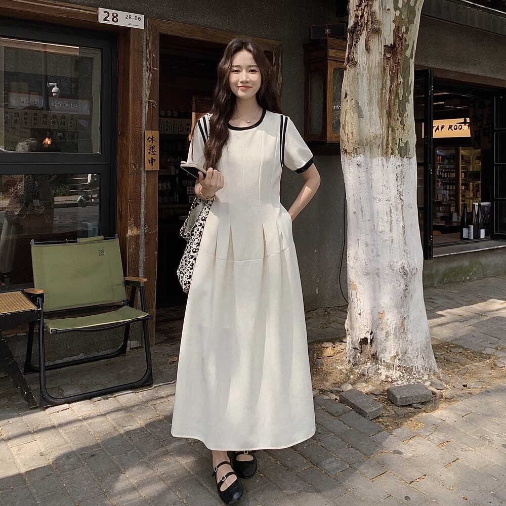 撞色拼接圆领连衣裙女2025年夏季新款法式设计感修身显瘦气质长裙,女装连衣裙,浙宝288（原255）