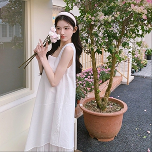 小众设计白色背心连衣裙女夏2025新款宽松雪纺鱼尾长裙假两件套装图片