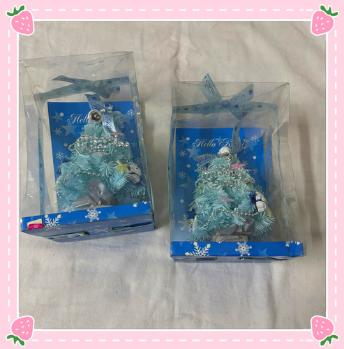 【小衣橱杂货铺】日本带回中古三丽鸥HelloKitty圣诞树摆件