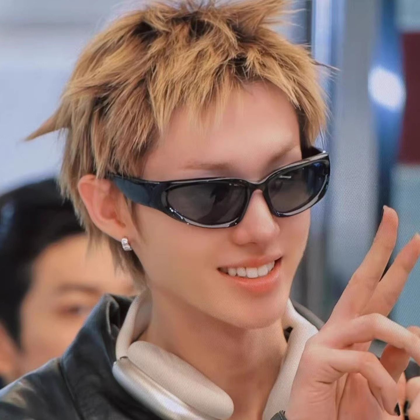 韩国潮男团马丁同款CORTIS运动风骑行户外偏光墨镜显脸小太阳眼镜