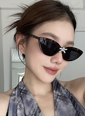 复古豹纹色二次元镶钻太阳镜女潮