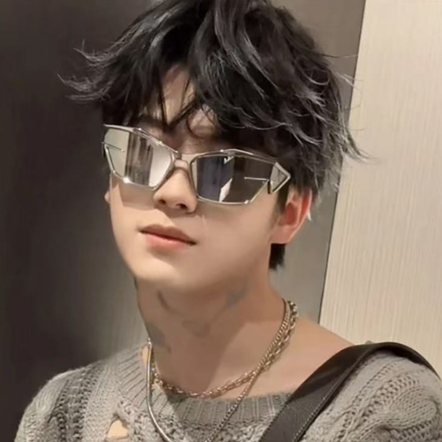 未来科技感水银色墨镜欧美造型夸张太阳眼镜Y2K大框圆脸显瘦高级,ZIPPO/瑞士军刀/眼镜,太阳眼镜,淘宝优惠券,粉丝福利购,淘宝优惠卷