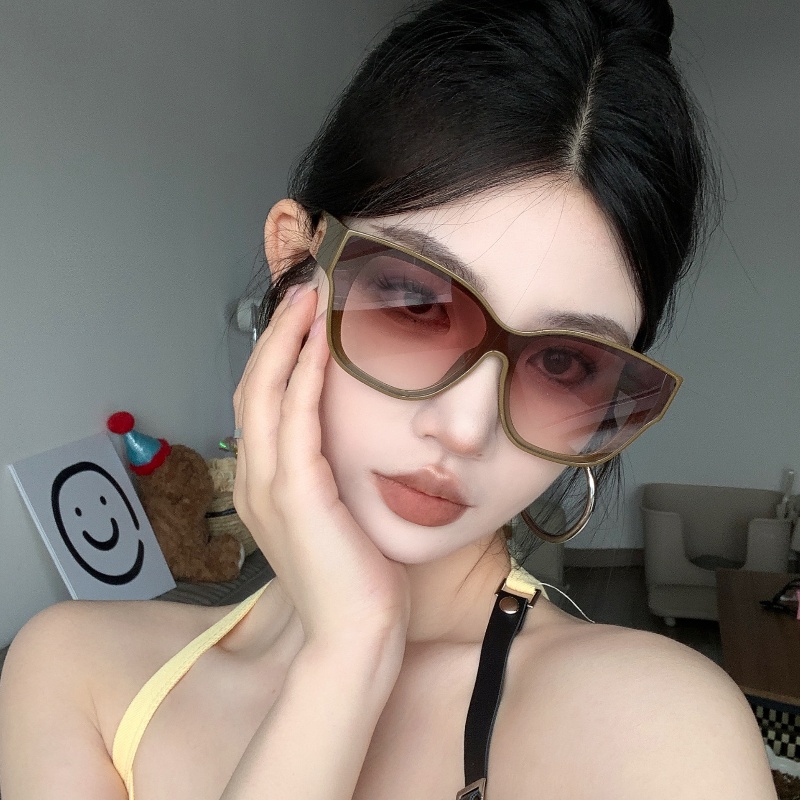 复古渐变茶大框猫眼墨镜女潮显瘦