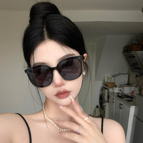 男女同款潮流太阳眼镜