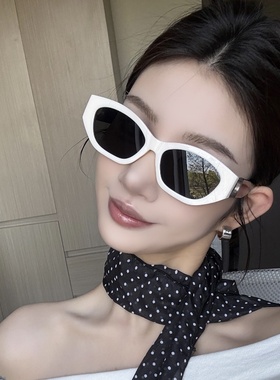 2025新白色猫眼gm墨镜女圆脸显瘦