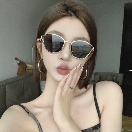 金属老钱风镂空腿高级感墨镜显瘦