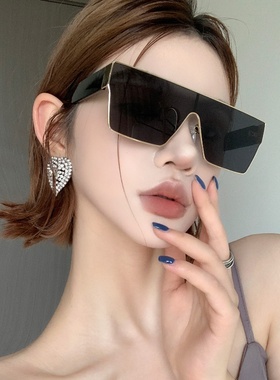 金边黑色连体大框方圆脸太阳眼镜