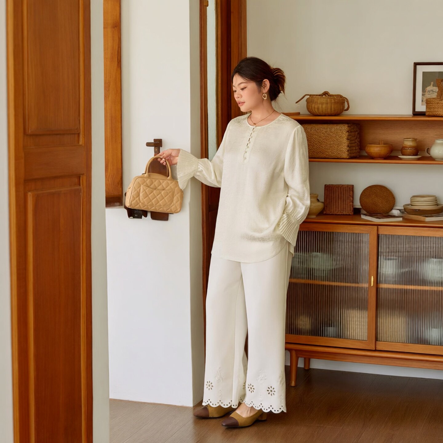 美丽客栈高端大码女装胖mm高级感200斤100%醋酸显瘦提花衬衫上衣