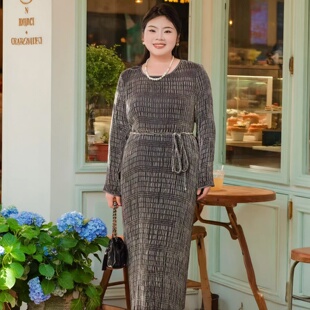 美丽客栈高端巨显瘦遮肉大码连衣裙真丝泡泡绒轻奢高级感胖mm长裙