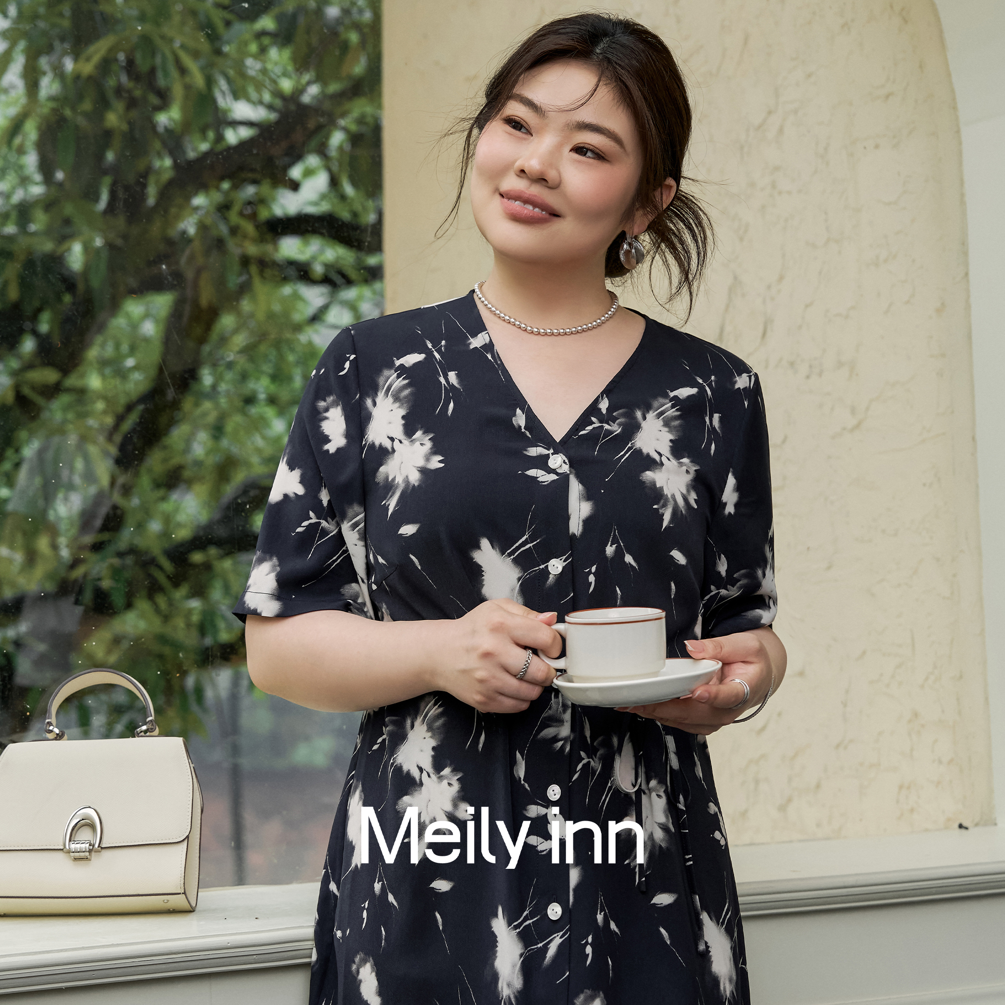 美丽客栈原创高端大码女夏2025新款微胖重要场合胖mm连衣裙女装