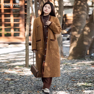 美丽客栈大码宽松V领针织开衫