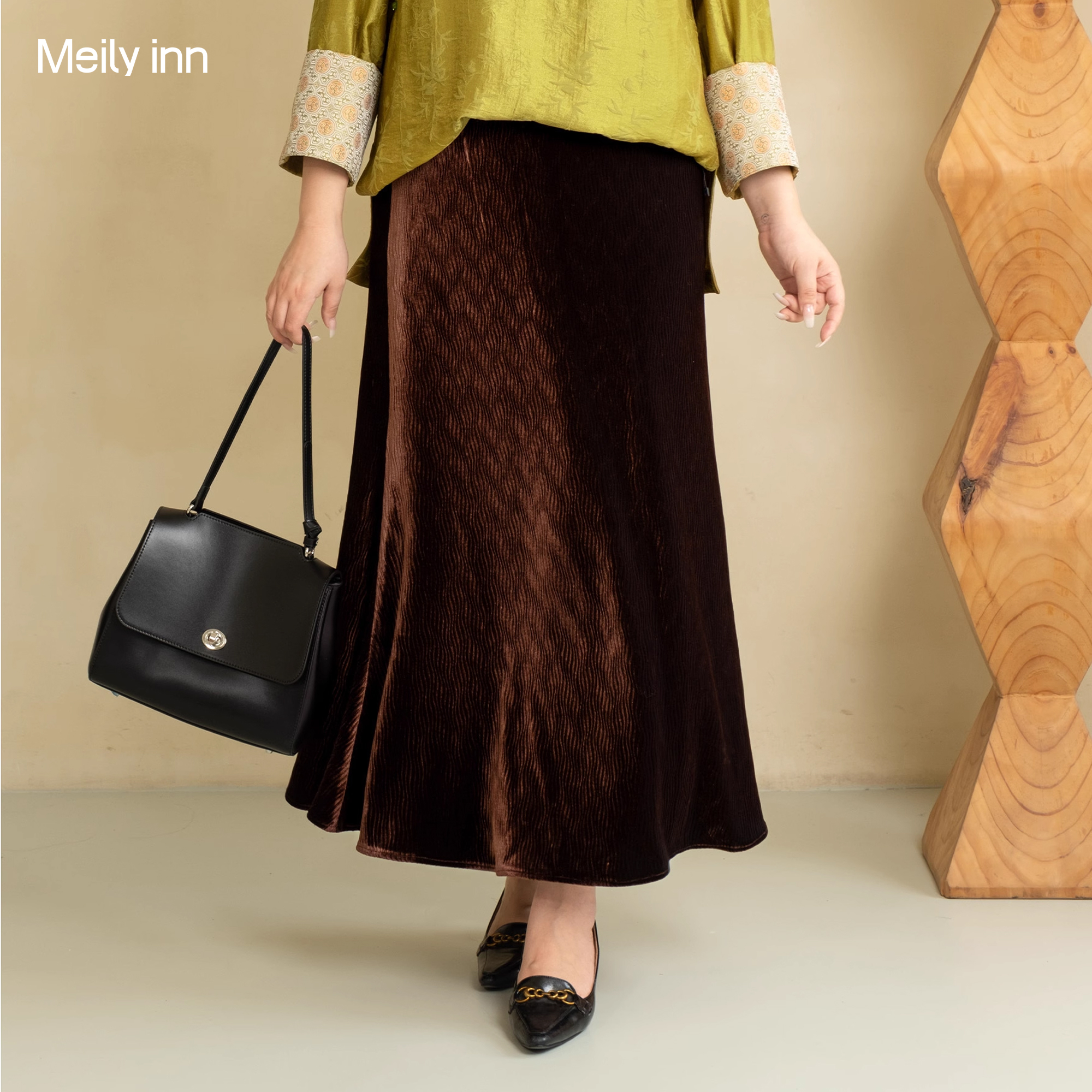 【丝绒】美丽客栈2025新款高级设计感鱼尾裙女大码女装半身裙秋冬