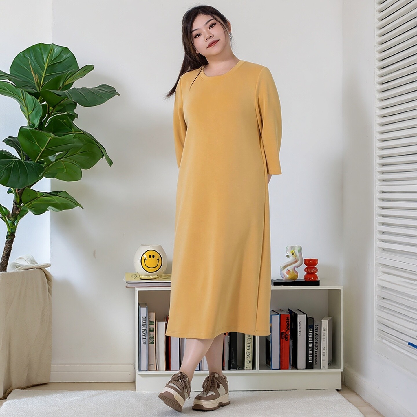 美丽客栈大码女装新款胖mm圆领连衣裙秋宽松运动休闲中长款卫衣裙