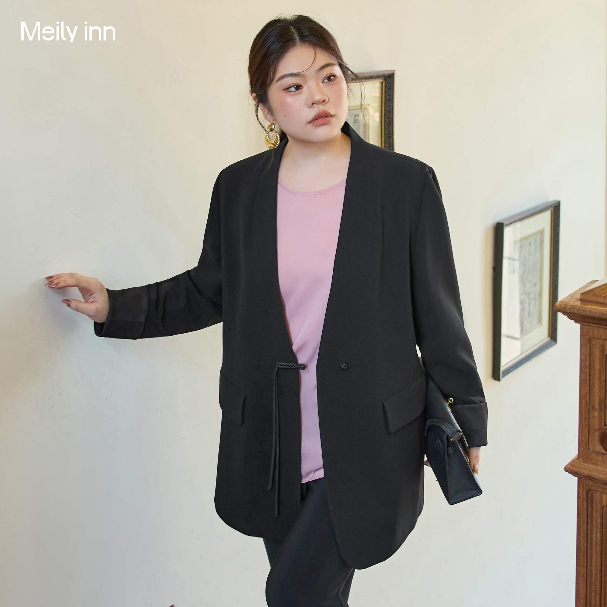 美丽客栈2025秋冬大码女装胖mm高级感新中式盘扣西装外套女加厚款