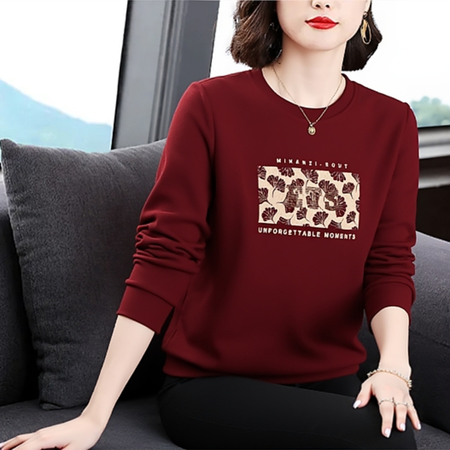 中老年女装2025新款长袖时尚妈妈秋装宽松洋气花色上衣提花圆领恤