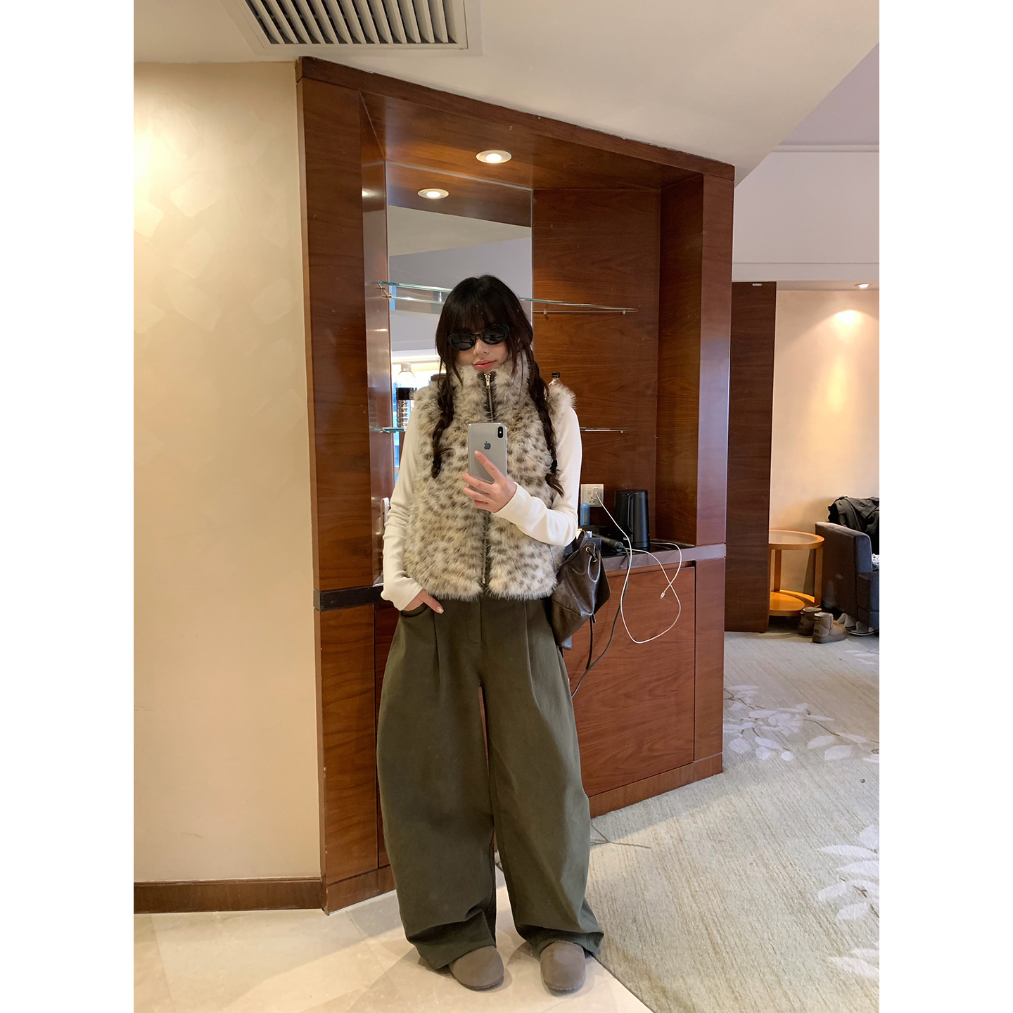 荒荒家 花豹纹棉马甲2025冬季新款小众毛绒茸甜酷设计背心外套女