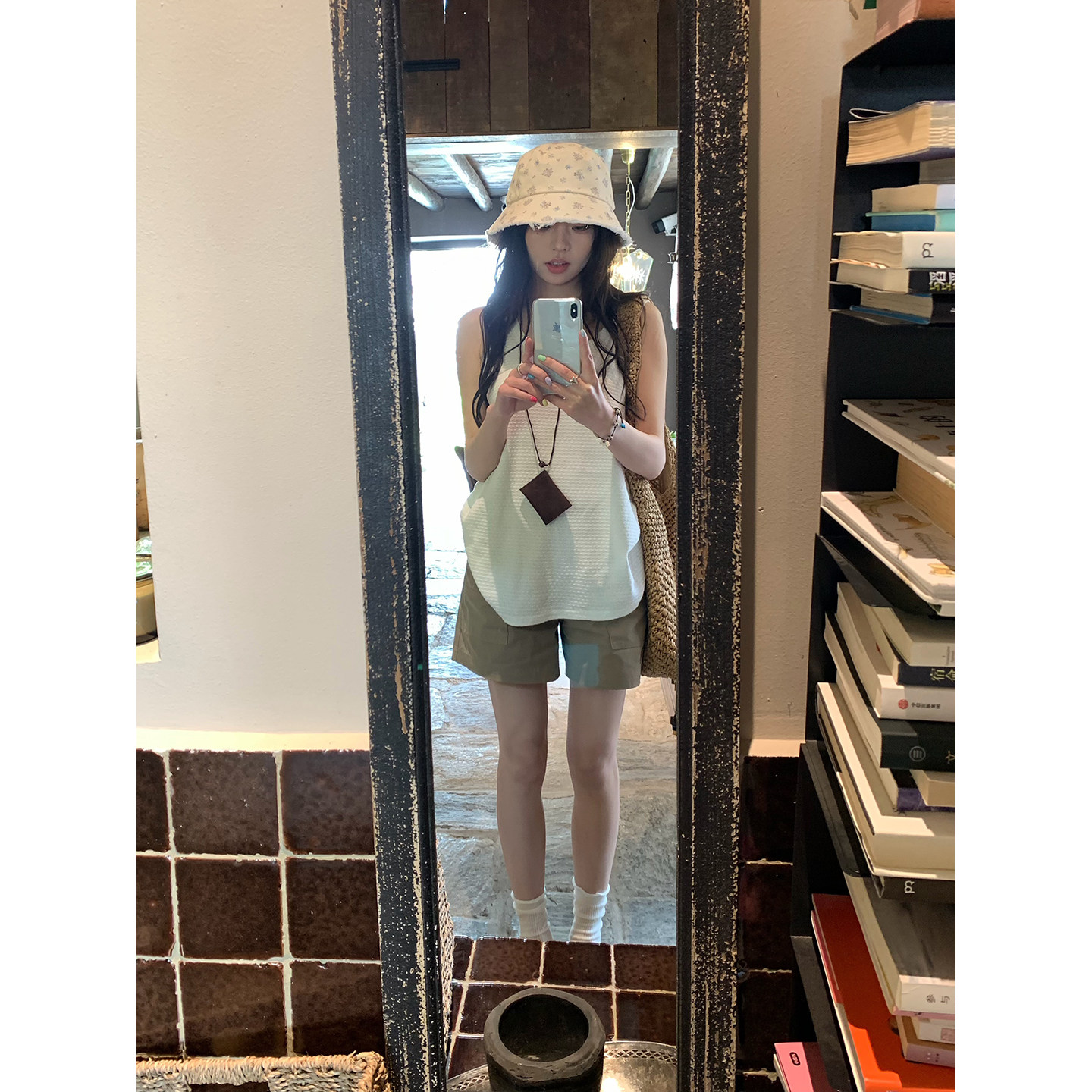荒荒家 洗水棉贴袋短裤2026夏季新款甜辣直筒显瘦卡其色五分裤女