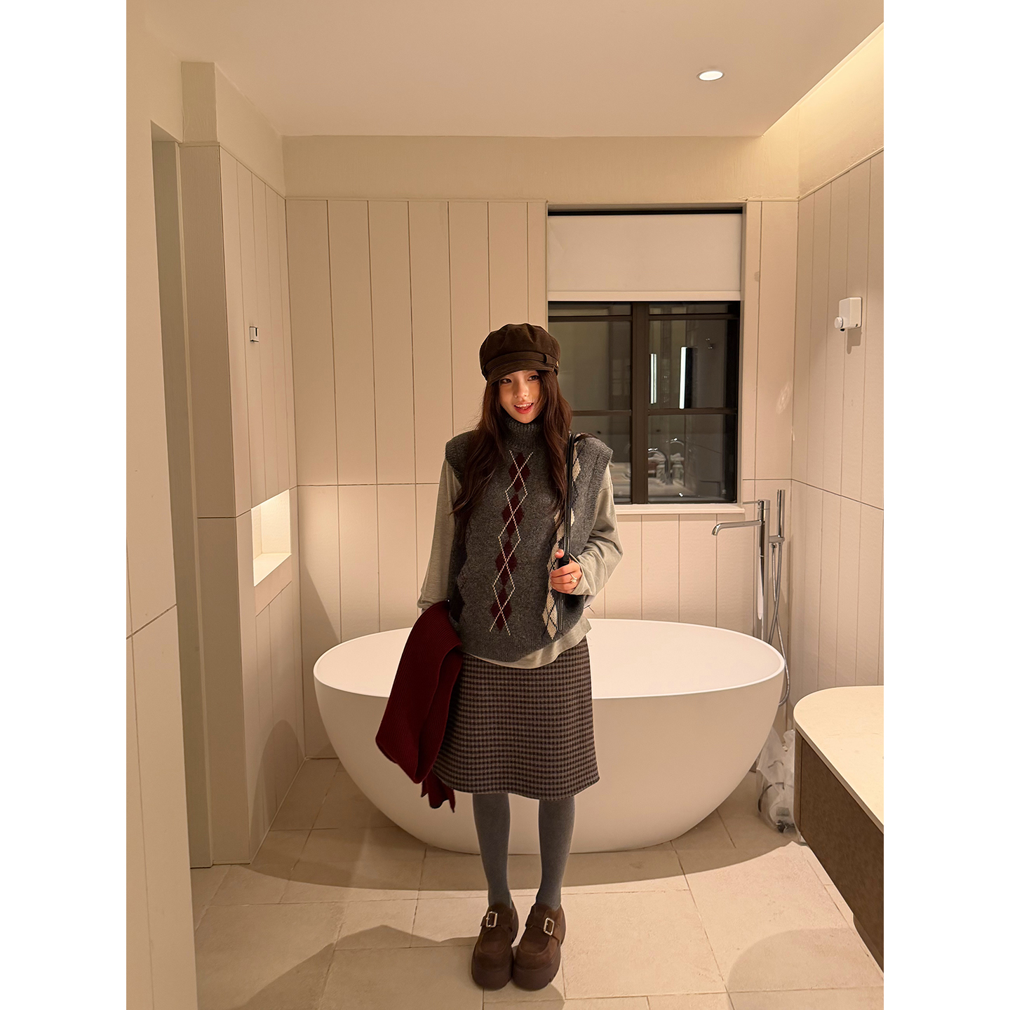 荒荒家菱格高领毛衣马甲