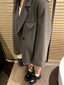 荒荒家灰色口袋西装 2026春夏新款 复古垫肩chic气质休闲西服外套女