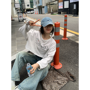 荒荒家 小天使印花上衣2025秋季新款短款露脐小心机设计长袖女ins