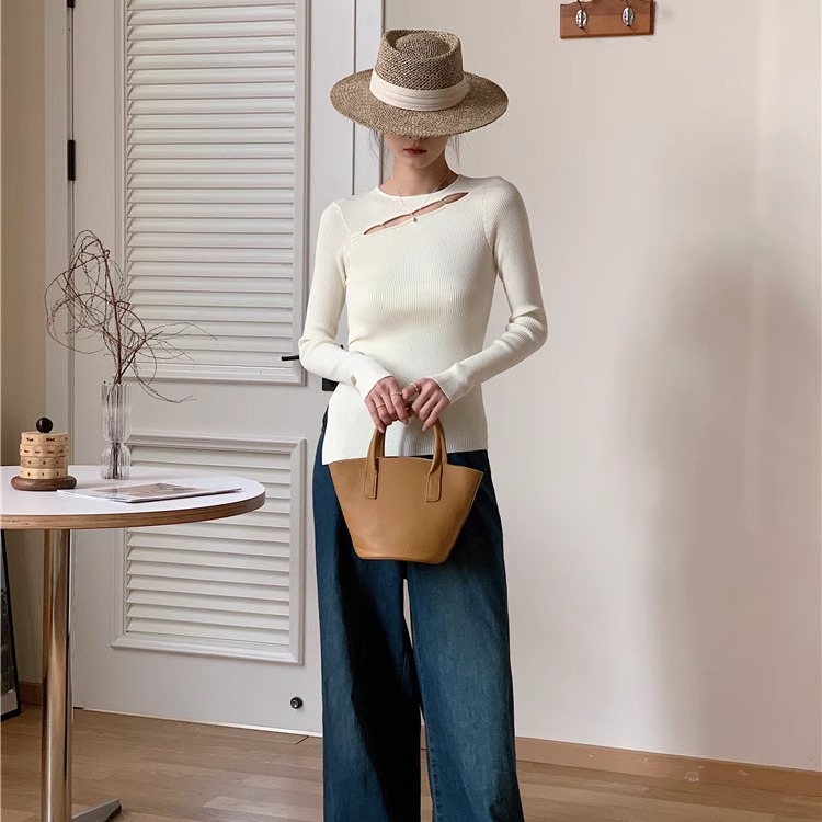 珍珠帘钉珠长袖镂空针织衫女2025秋时尚内搭毛衣洋气打底外穿上衣