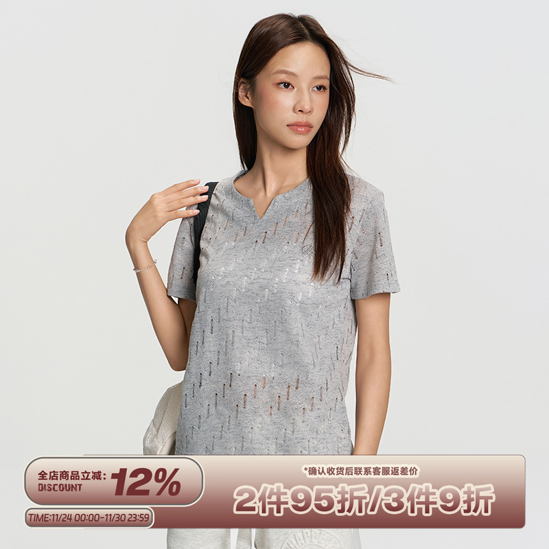 RAPPEYE小V领镂空宽松刺绣T恤